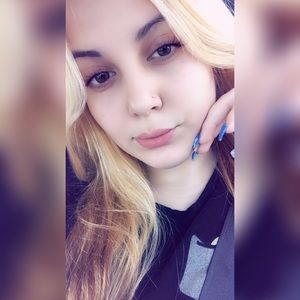 Meet your Posher, Samaris